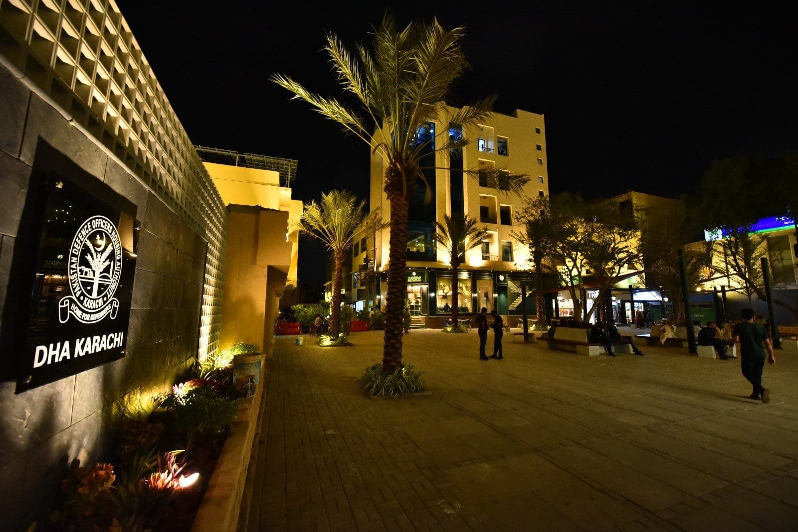 DHA Phase 2 Food Street3