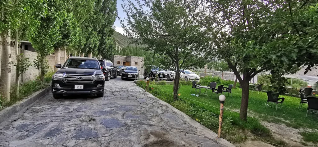 Gulmit Continental Hotel Hunza Valley