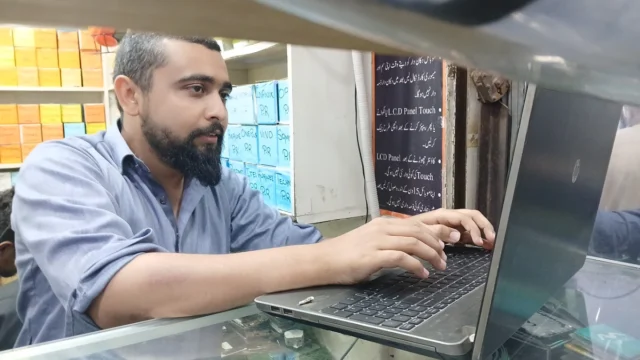 Pakistan Business Directory 18 Ahmed parts Asp Mobile Panel & LCD