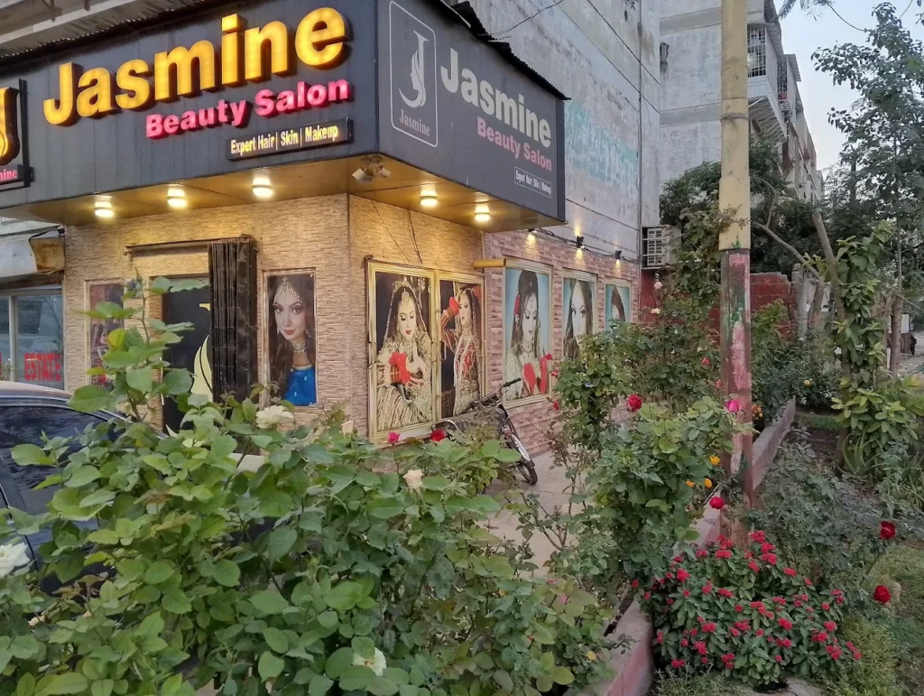 Jasmine Beauty Salon, Beauty salon in Karachi, Pakistan.