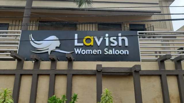Lavish Women Salon, Beauty salon in Karachi, Pakistan.